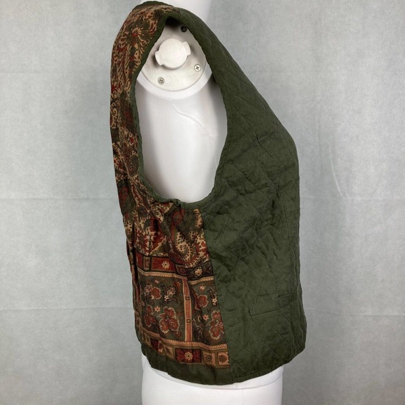 Pendleton Vest Womens Sz 8 Quilted Green‎ Paisley Button Up Sleeveless - Picture 3 of 7